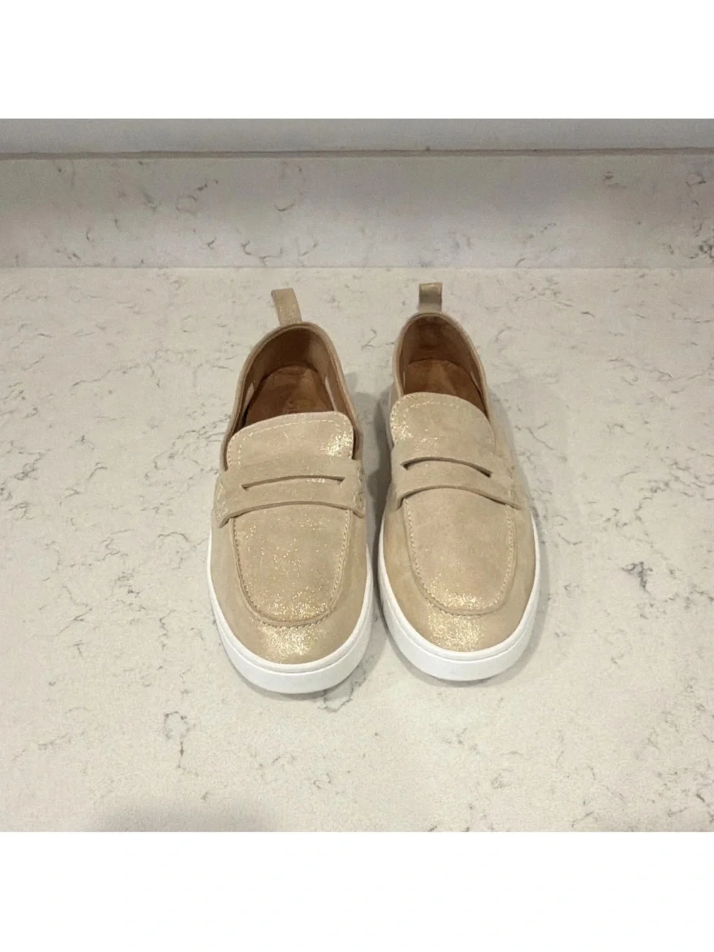 Vionic Gold Metallic Faux Leather Slip-On Loafer Flats Women's US 9.5 Round